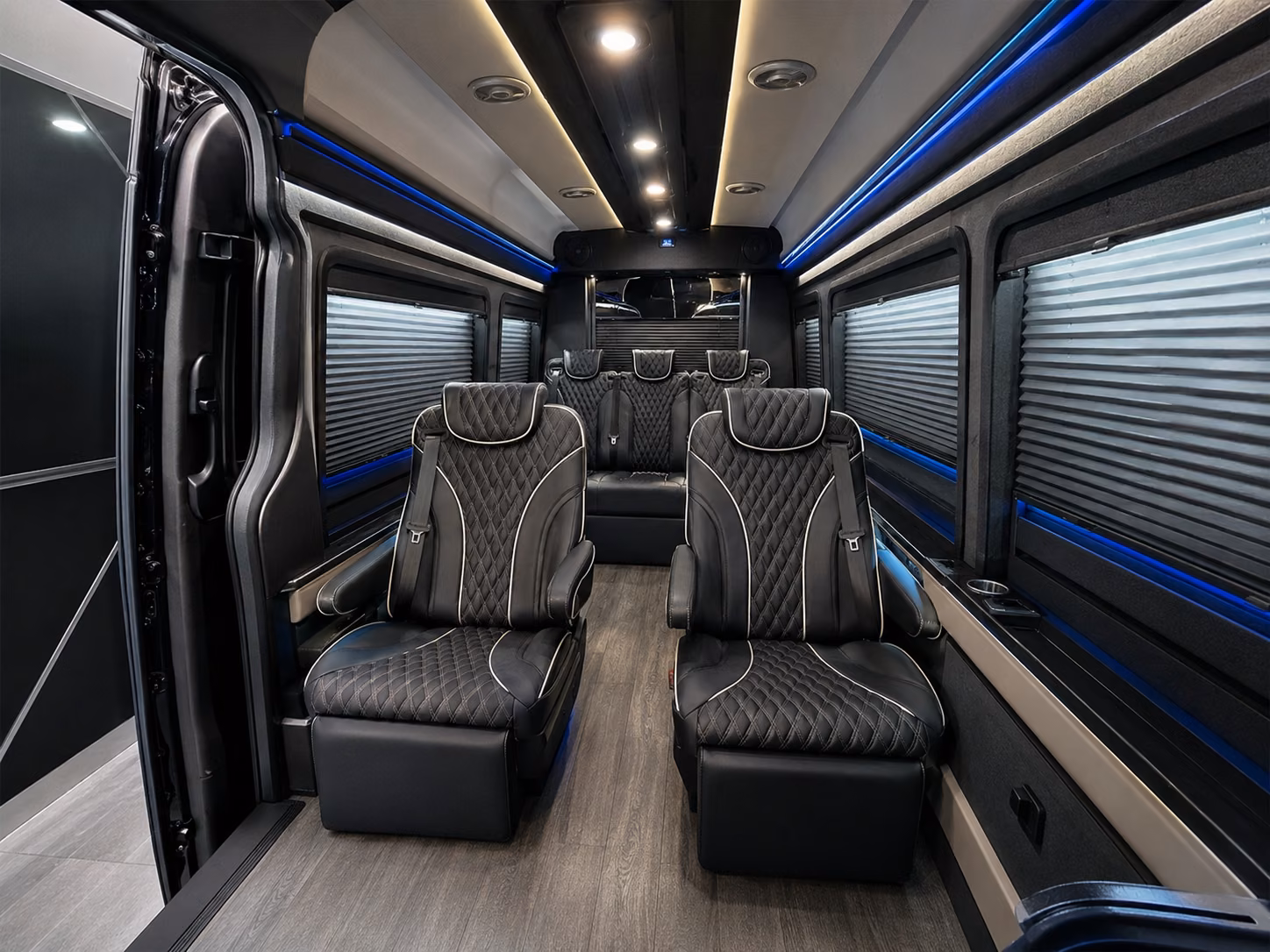 airport transportation for western michigan university groups and visitors