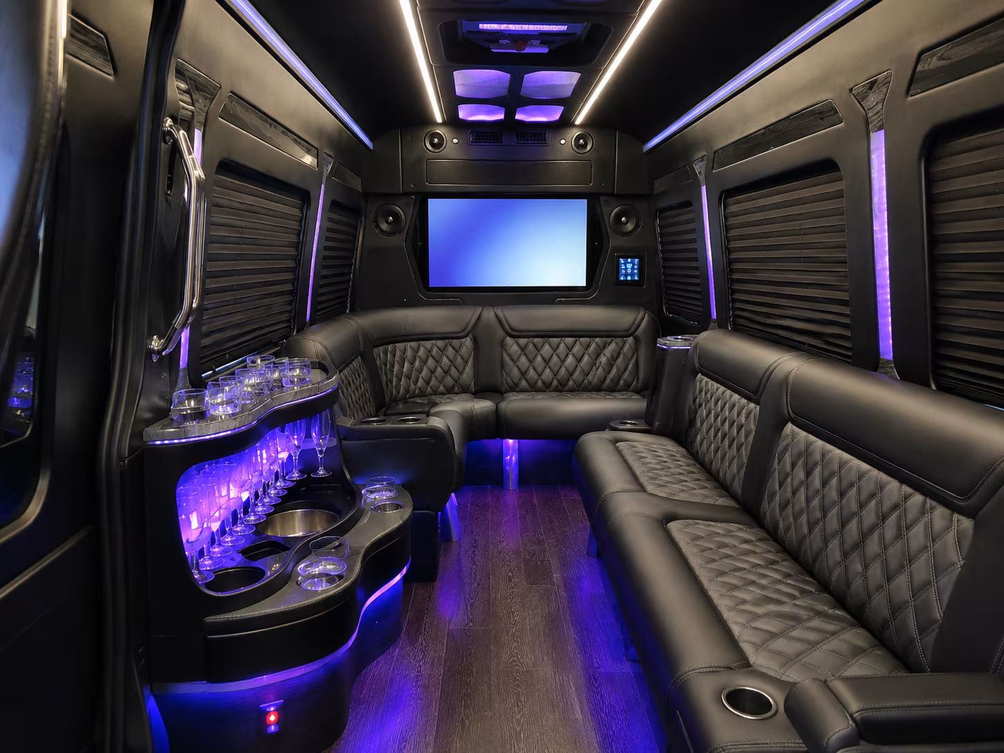 busrentalkalamazoo com is the easy way to find wedding and corporate event transportation in kalamazoo