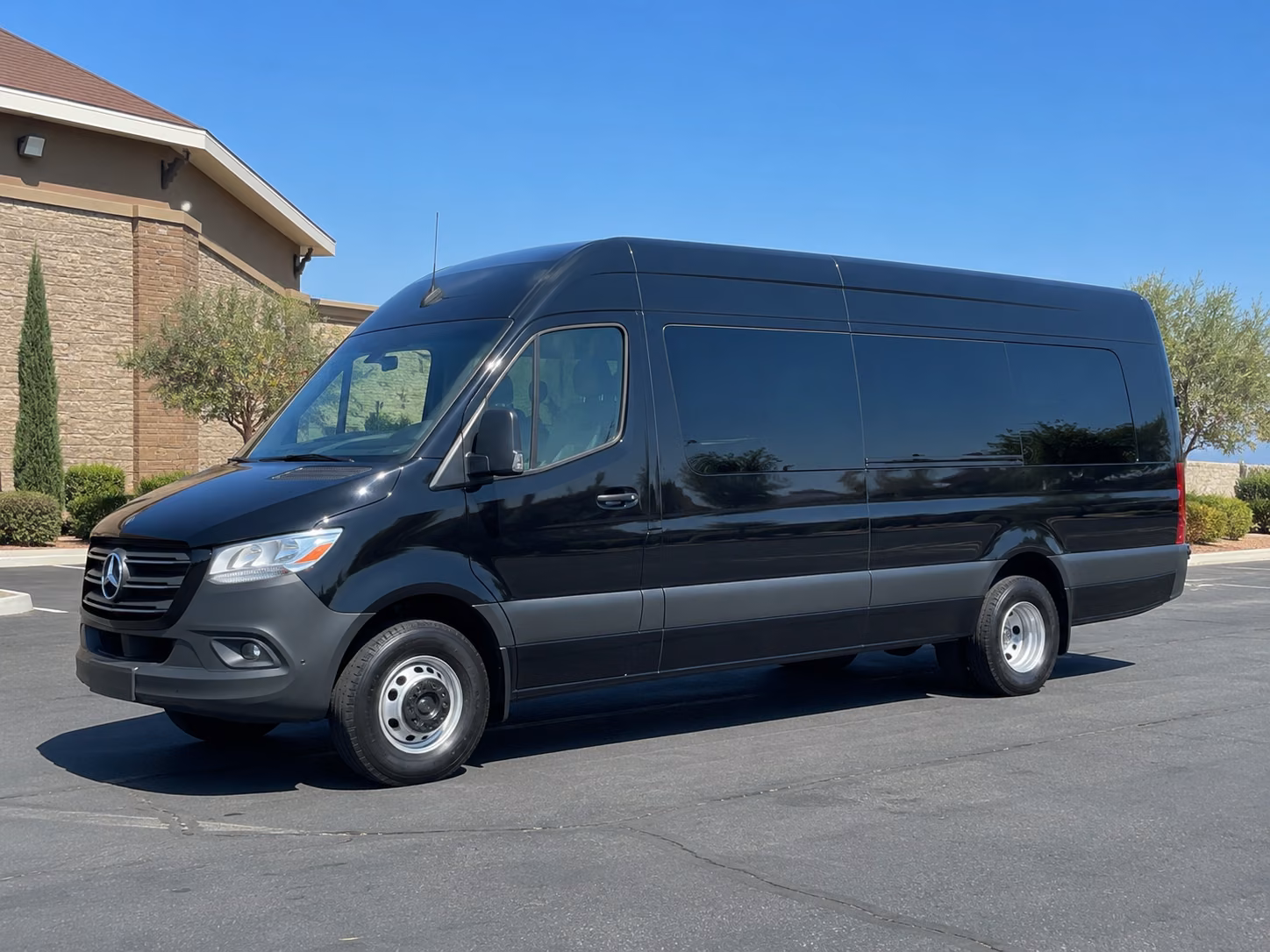 kalamazoo airport transportation
